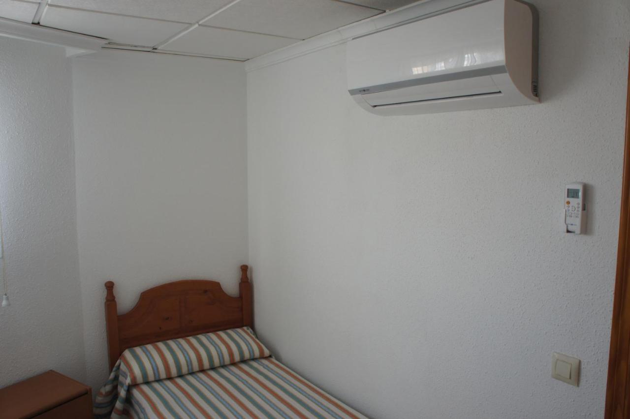 Apartamento dos dormitorios, primera línea y aire acondicionado Peñíscola Exterior foto