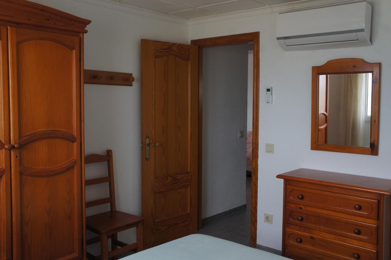 Apartamento dos dormitorios, primera línea y aire acondicionado Peñíscola Exterior foto
